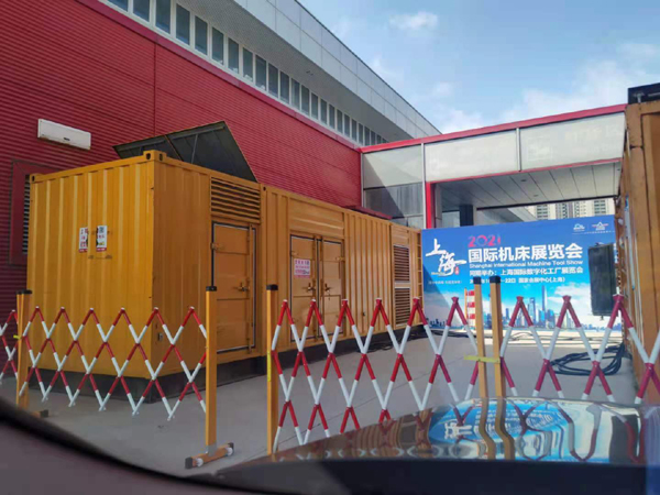 青羊发电车出租-发电机无电压或电压太低怎么办？
